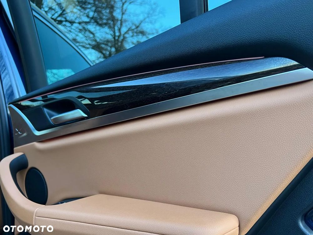 BMW X3 xDrive30i Advantage - 21