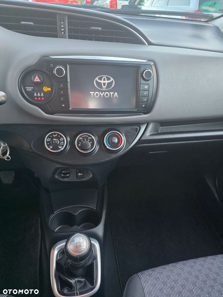 Toyota Yaris 1.33 VVT-i Edition 2014 - 17