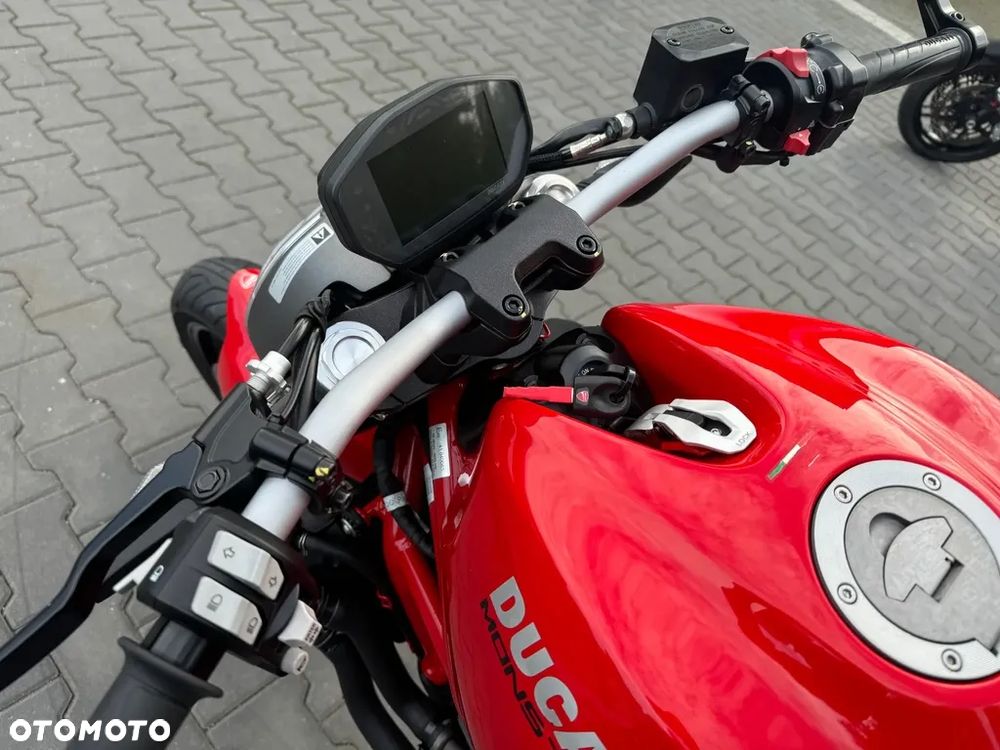 Ducati Monster - 21