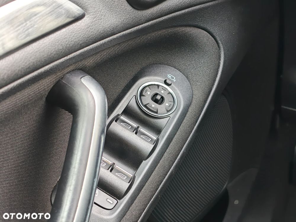 Ford S-Max 2.0 TDCi DPF Titanium - 29