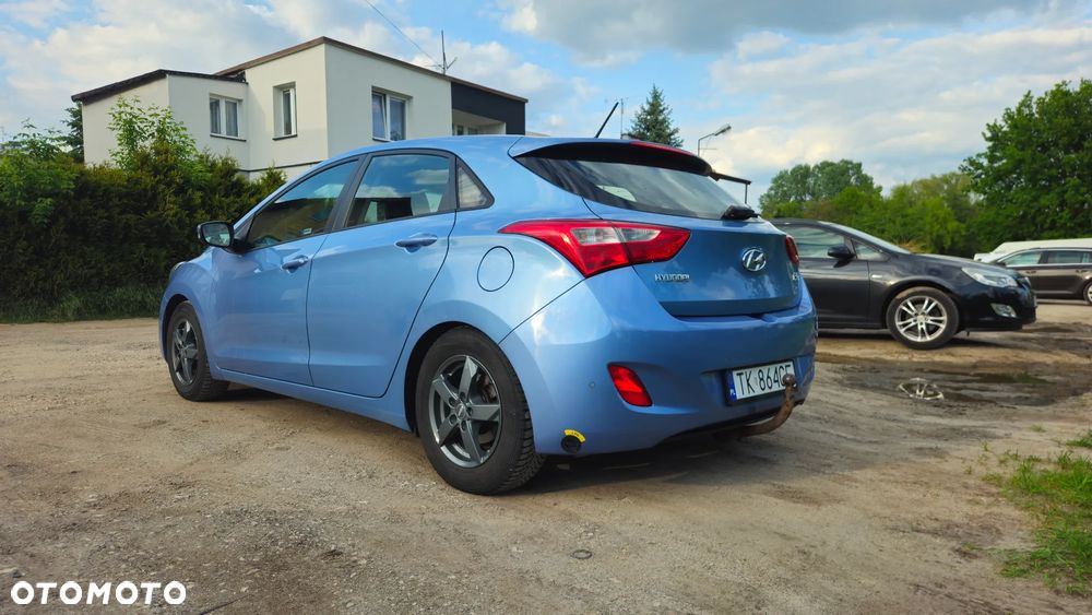 Hyundai i30 1.6 Comfort - 4