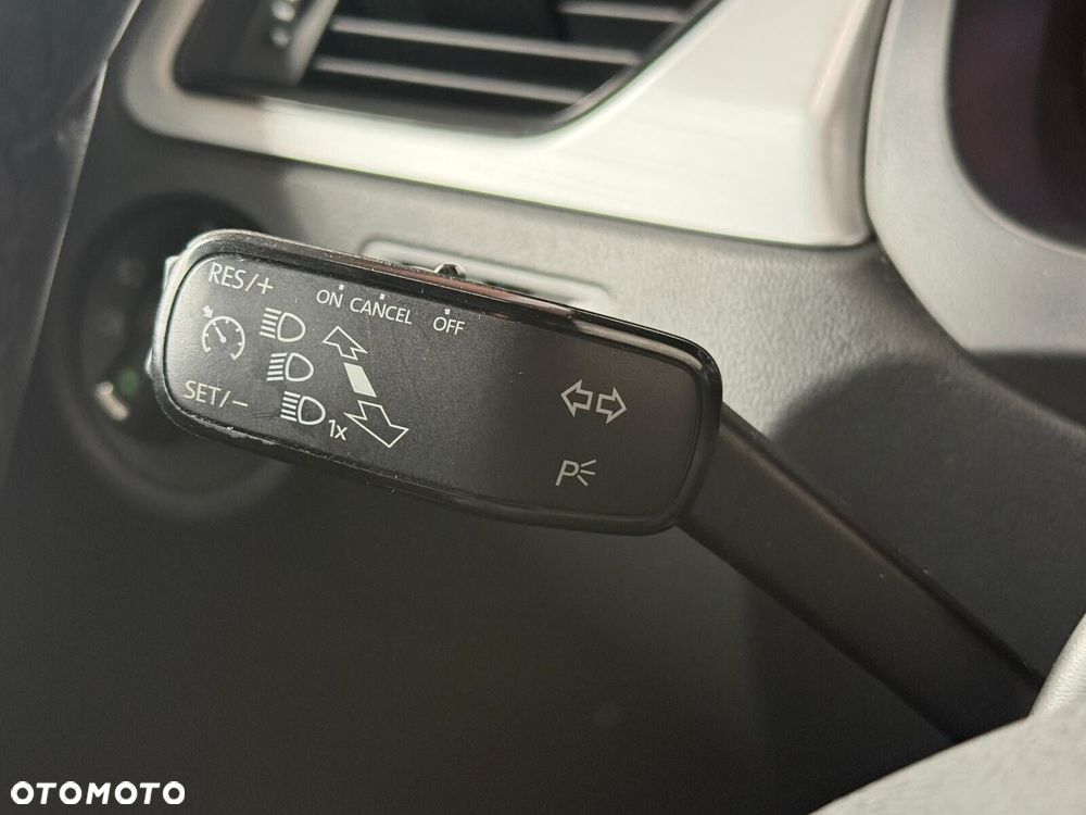 Skoda RAPID - 16