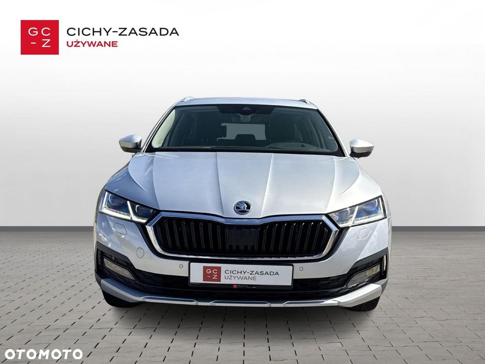 Skoda Octavia 2.0 TDI 4x4 Scout DSG - 8