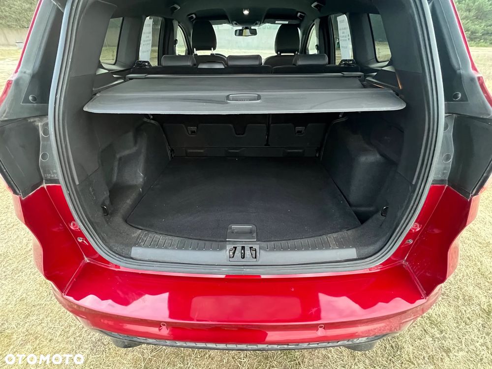 Ford Kuga 2.0 TDCi AWD ST-Line - 7