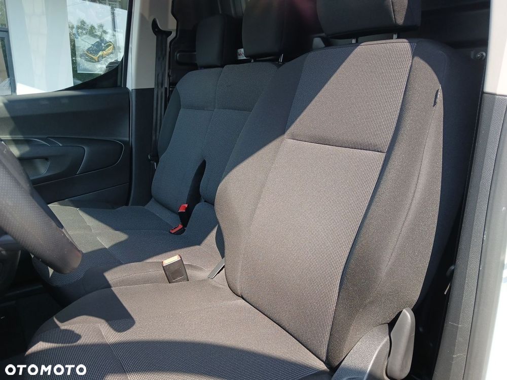 Toyota PROACE CITY - 40