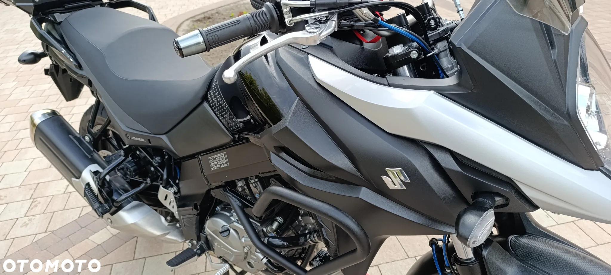 Suzuki V-STROM - 20
