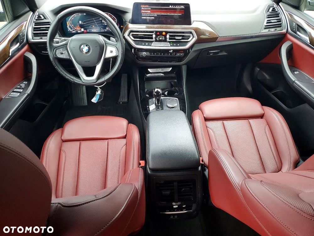BMW X3 xDrive30i - 8