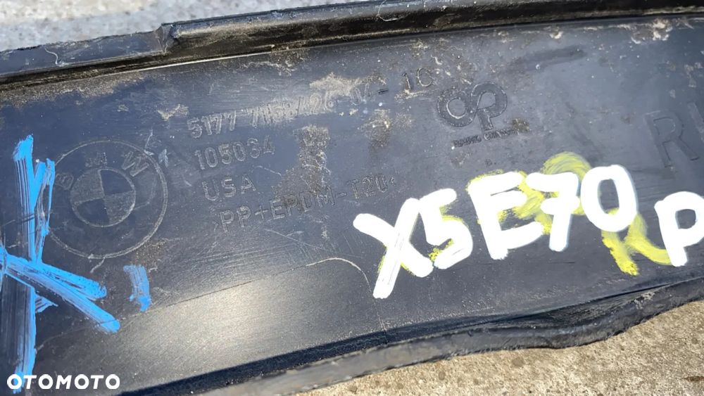 BMW X5 E70 OSŁONA LISTWA NADKOLA PRAWY TYŁ 7158426 - 2