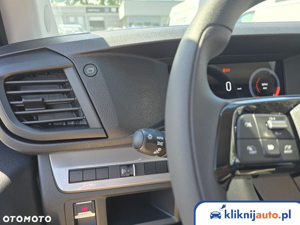Fiat Scudo Furgon M Diesel 1.5 120 KM Manual - 6