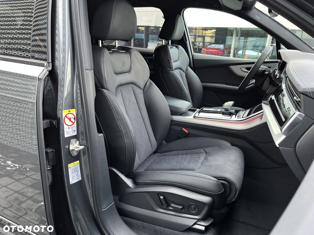 Audi Q7 - 25