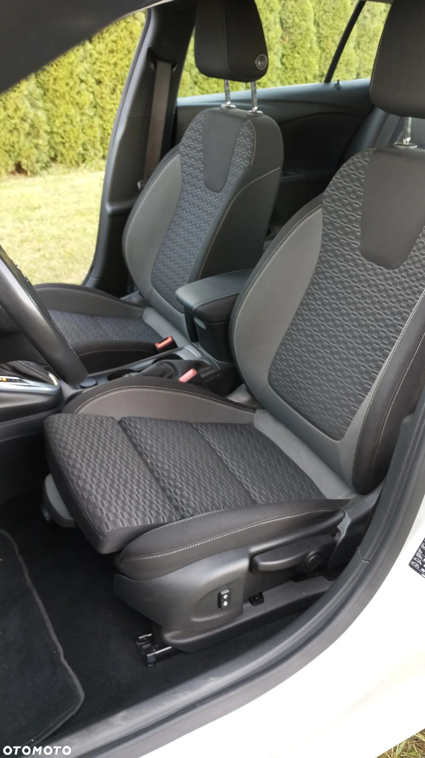 Opel Astra 1.4 Turbo Start/Stop Automatik Business Edition - 19