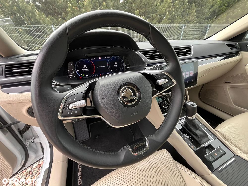 Skoda Superb 2.0 TDI SCR L&K DSG - 20