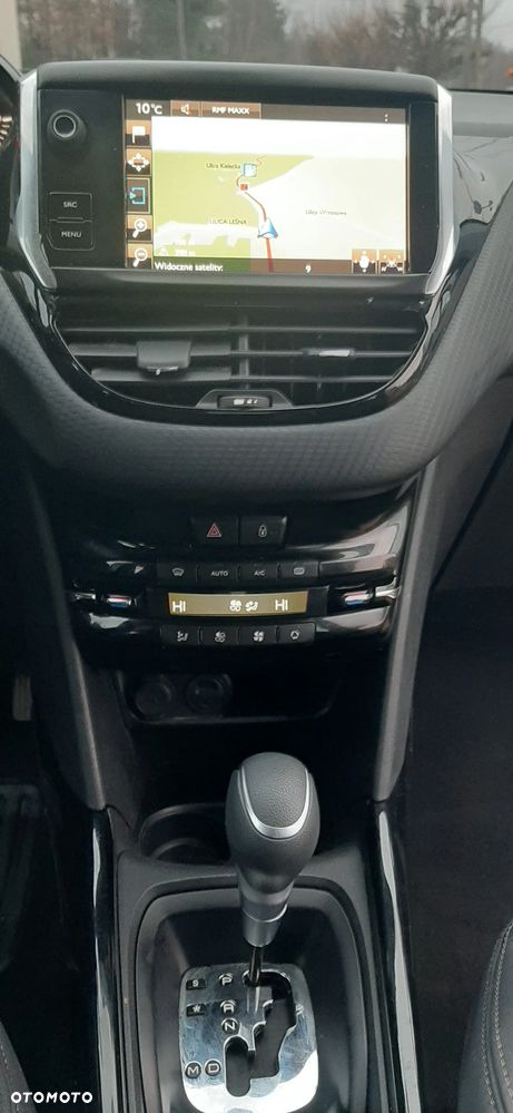 Peugeot 2008 PureTech 110 Stop&Start EAT6 Allure - 17