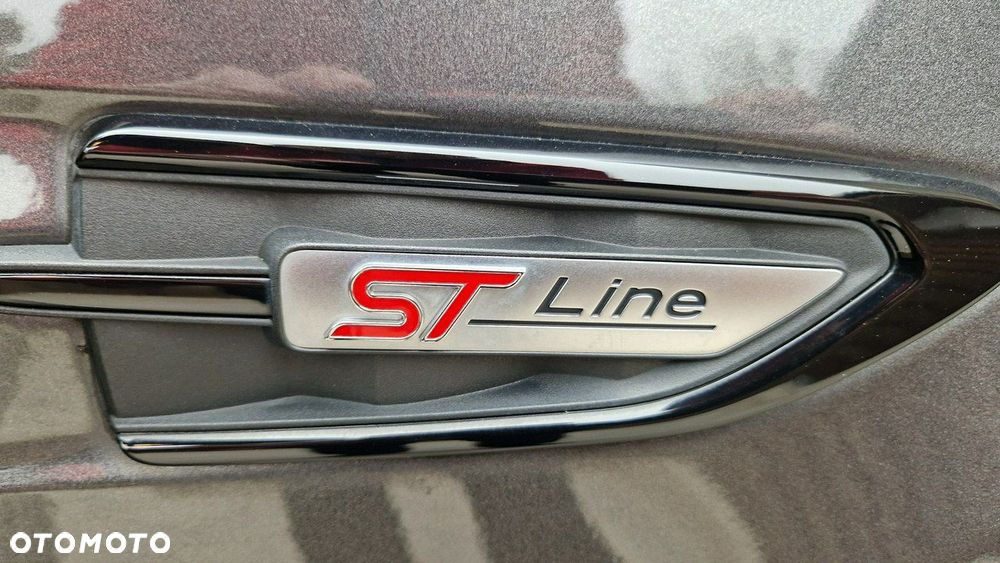 Ford Kuga 1.5 EcoBoost 2x4 ST-Line - 34