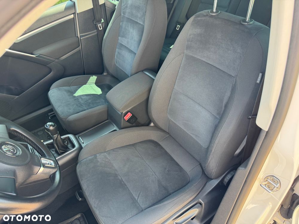 BMW X1 sDrive18d Advantage sport - 11