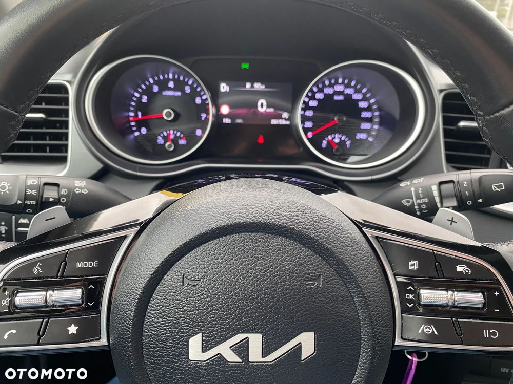 Kia XCeed - 8