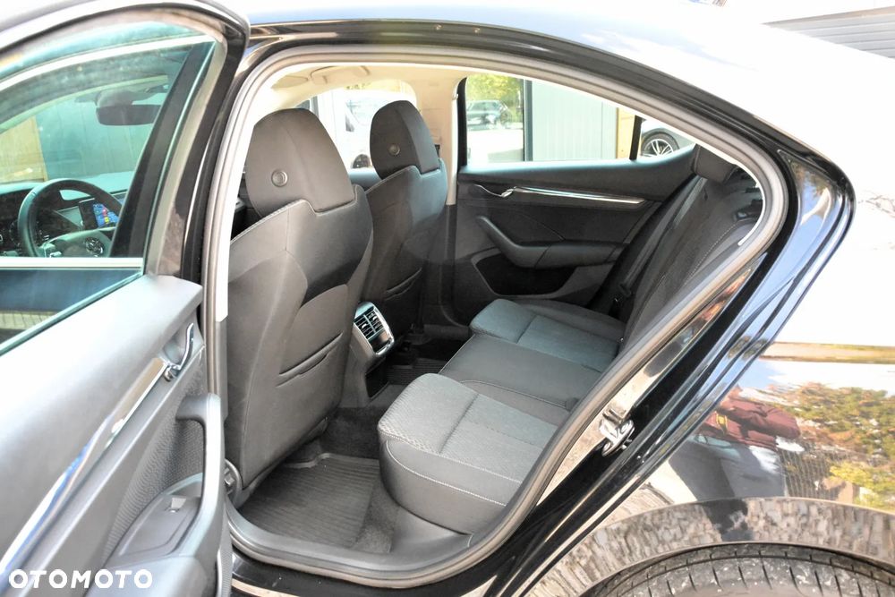 Skoda Octavia 1.5 TSI ACT Style - 32