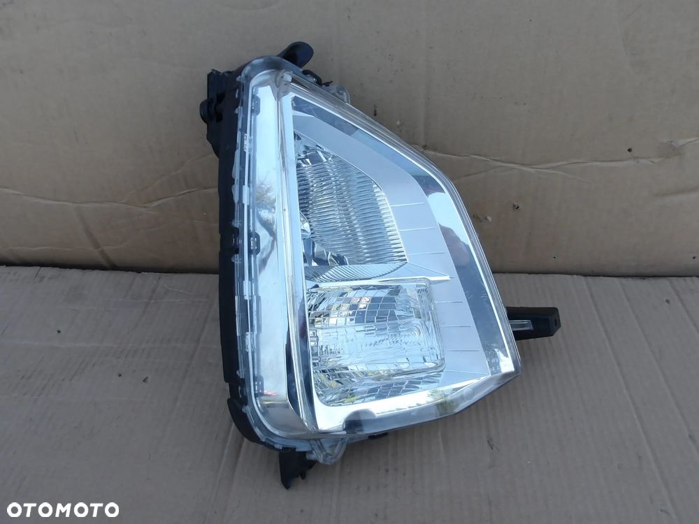 HALOGEN LEWY MITSUBISHI ECLIPSE CROSS W4323 - 3