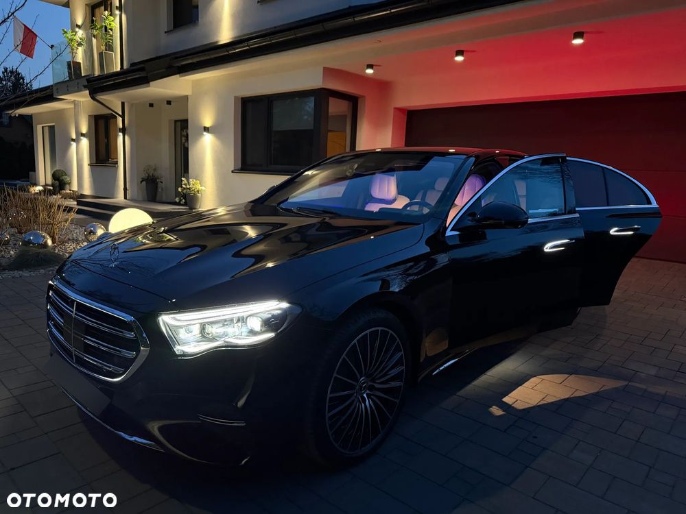Mercedes-Benz Klasa E 220 d mHEV Exclusive 9G-Tronic - 35