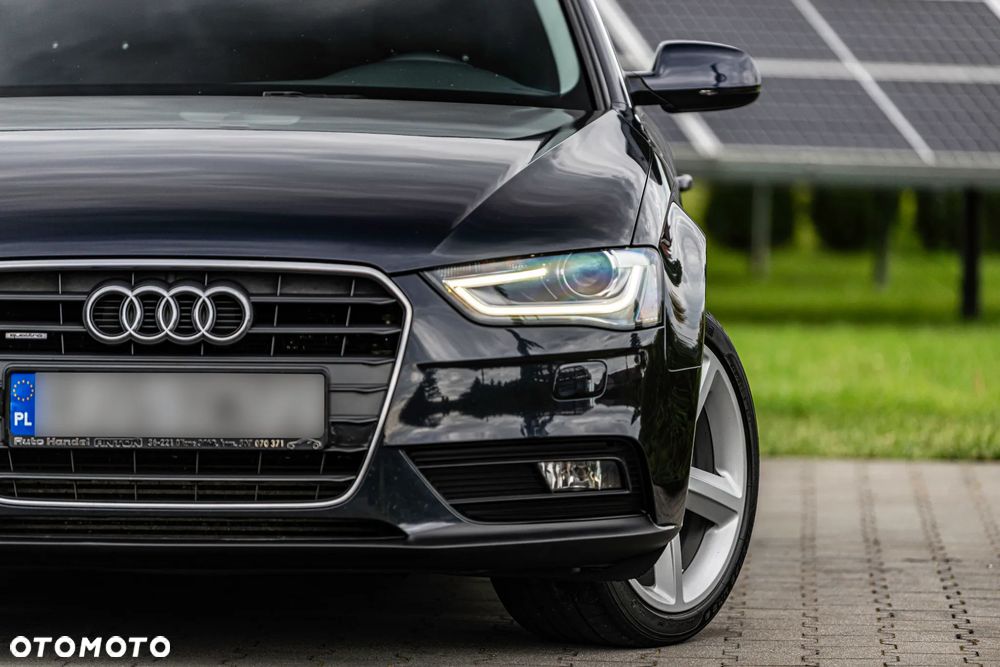 Audi A4 Limousine 2.0 TDI Quattro - 12