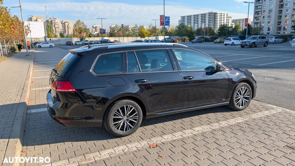 Volkswagen Golf 1.6 TDI BlueMotion Technology DSG Allstar - 3