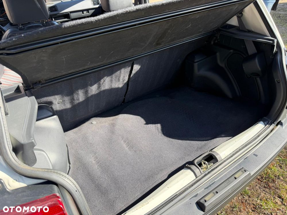 Toyota Starlet 1.0 XL - 18