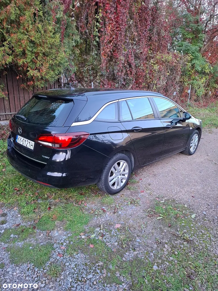 Opel Astra V 1.4 T Dynamic - 4