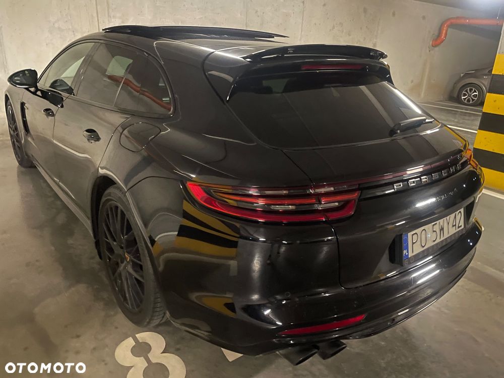 Porsche Panamera - 5