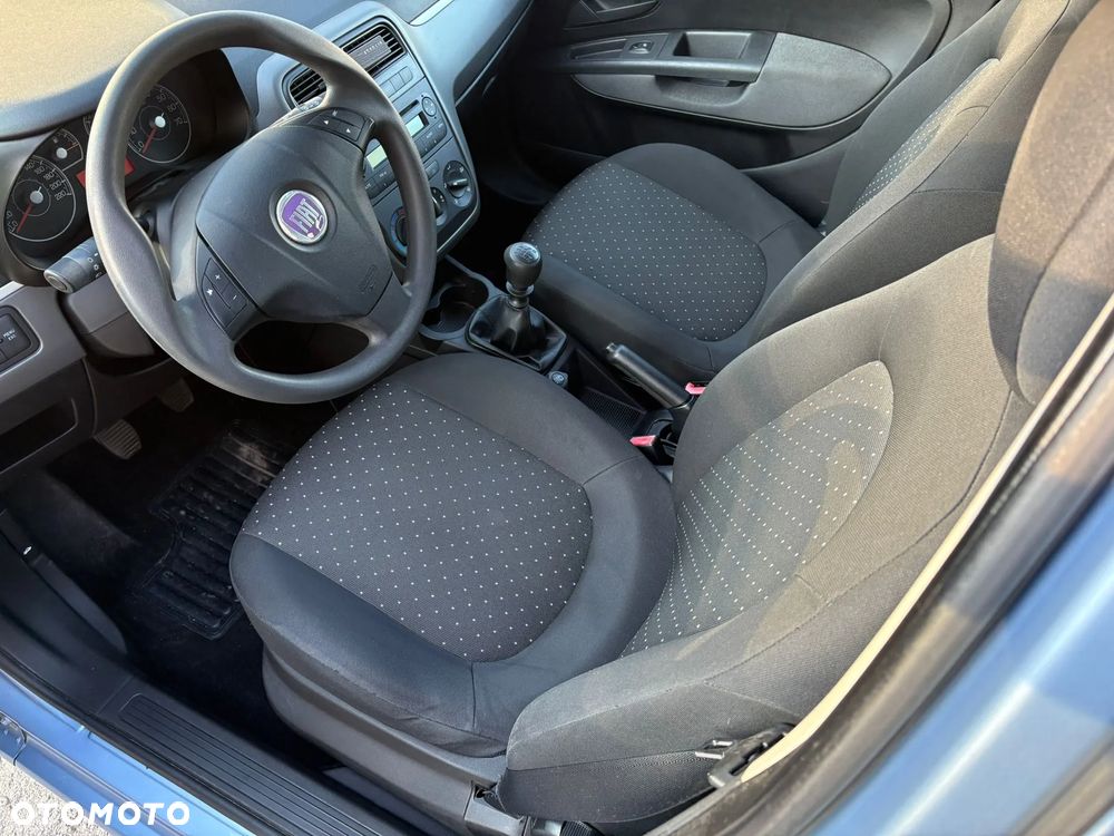 Fiat Grande Punto - 27