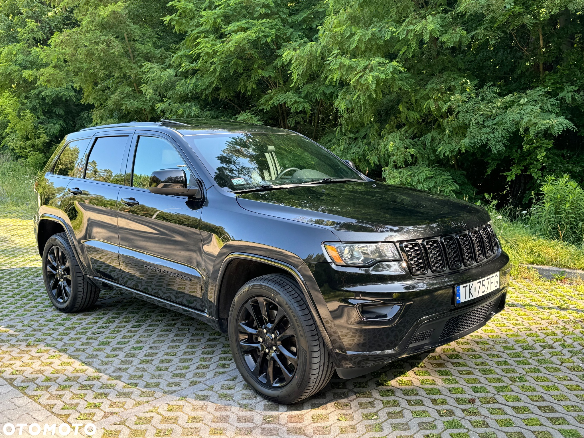 Jeep Grand Cherokee - 20