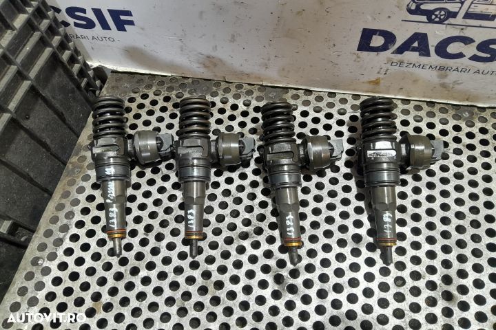 Injector motorina 038130073A 038130073A Volkswagen VW Passat B5.5 [fa - 1