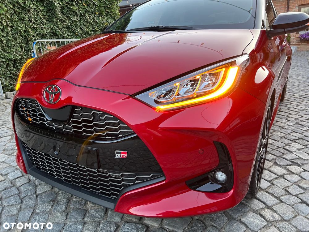 Toyota Yaris Hybrid 1.5 VVT-i GR SPORT - 34