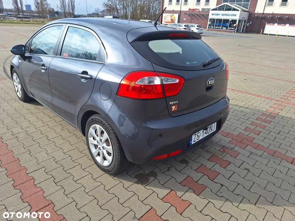 Kia Rio 1.4 M (klm) - 15