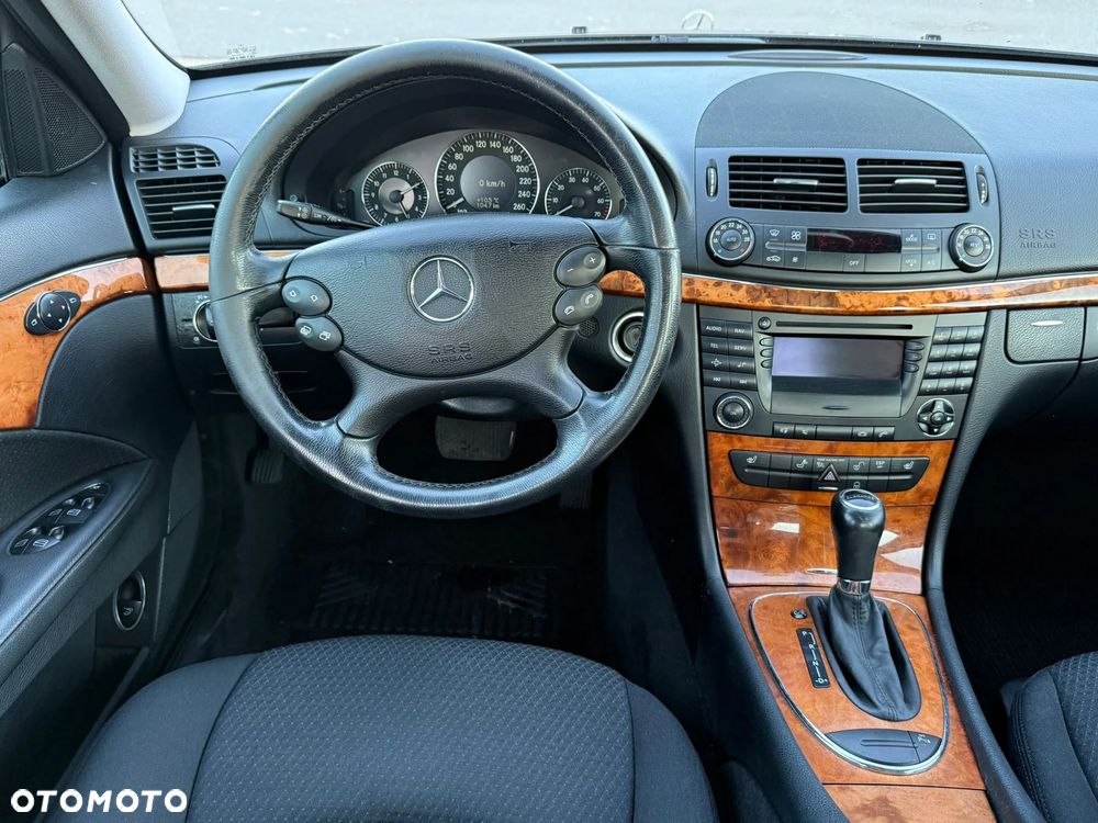 Mercedes-Benz Klasa E 200 Kompressor Automatik Elegance - 16