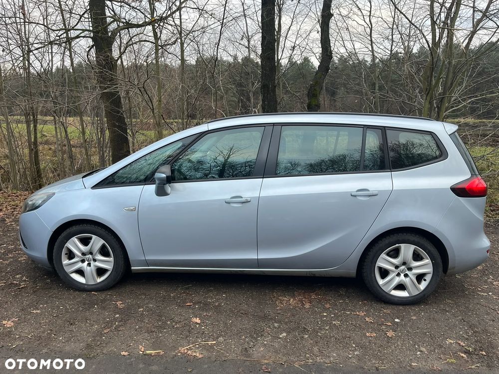 Opel Zafira - 18