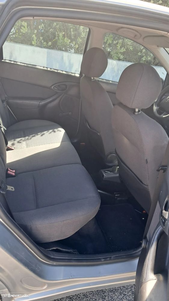 Ford Focus - 6