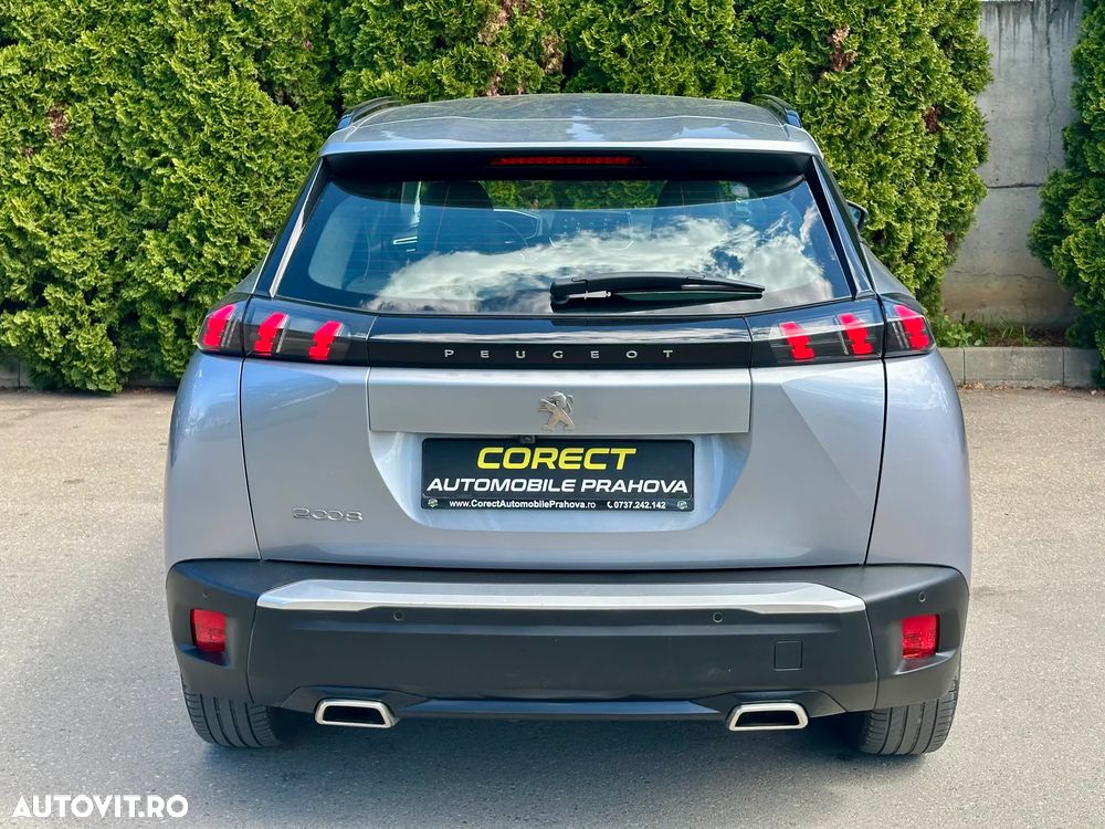 Peugeot 2008 - 10