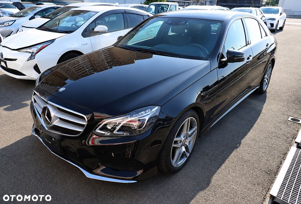 Mercedes-Benz Klasa E 300 4Matic 7G-TRONIC Avantgarde - 2