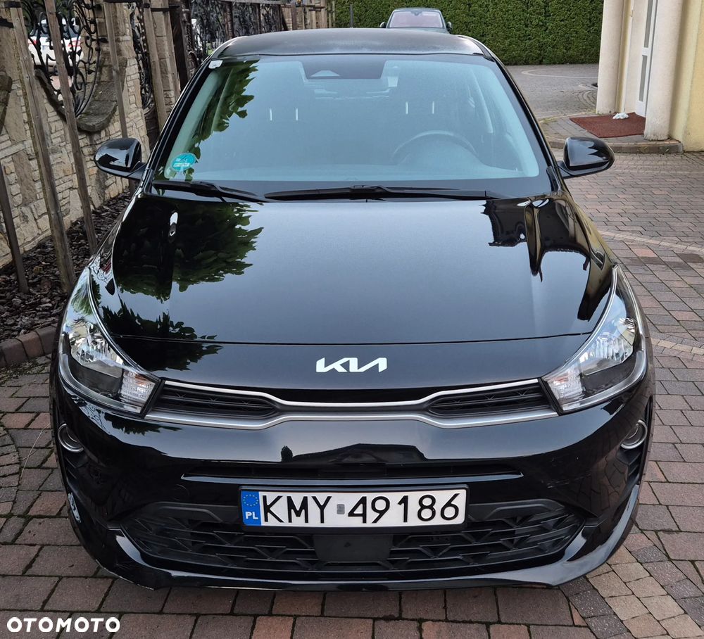 Kia Rio - 1