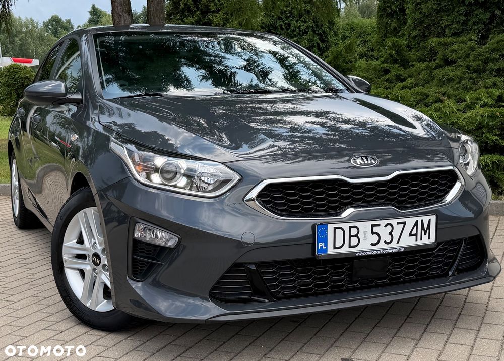 Kia Ceed 1.4 CVVT Dream-Team Edition - 16