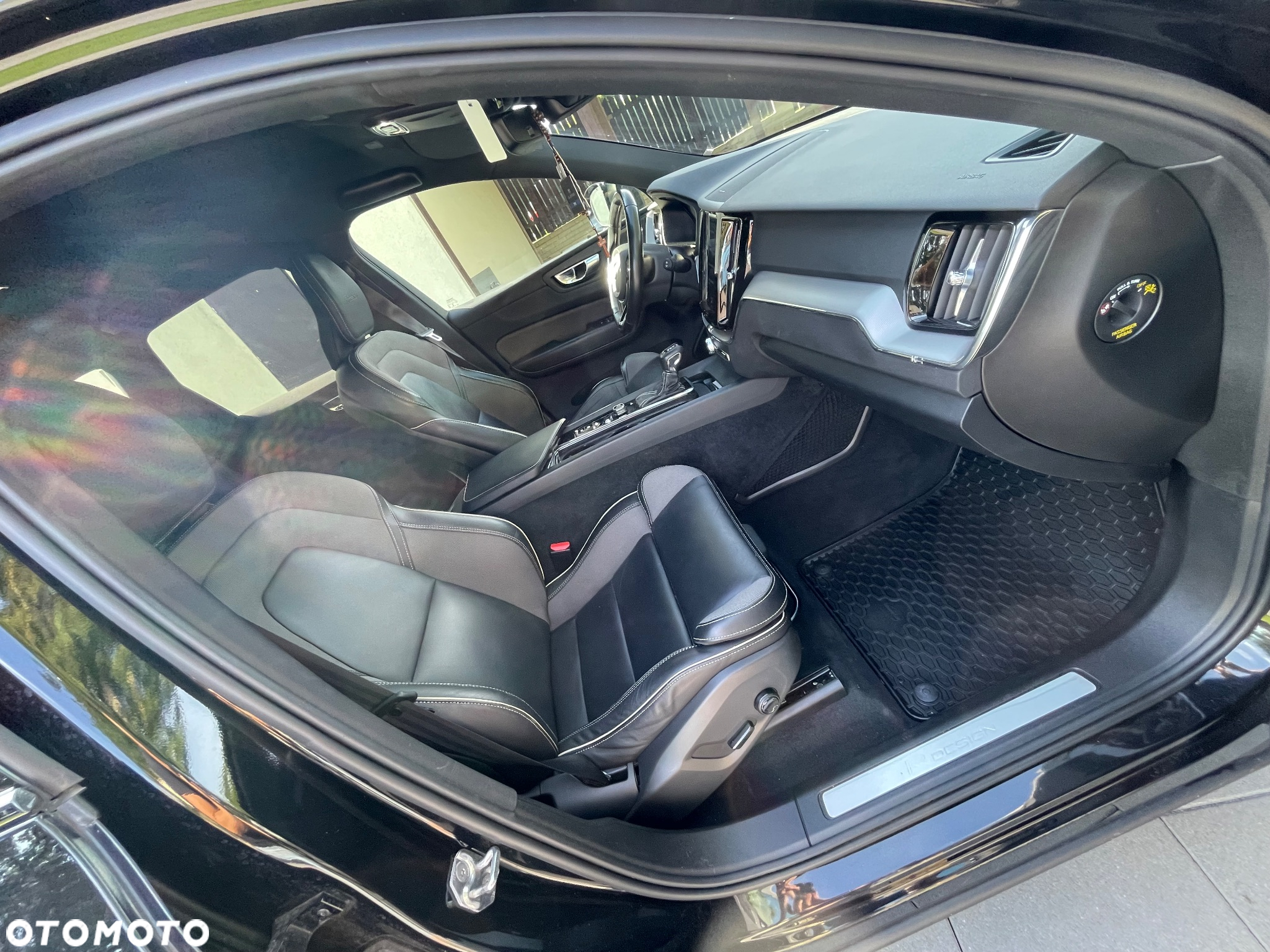 Volvo XC 60 - 30