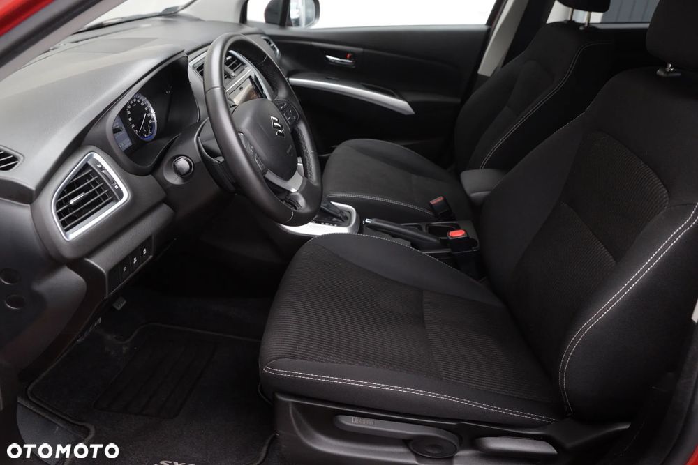 Suzuki SX4 S-Cross 1.4 T Elegance Sun 4WD - 9