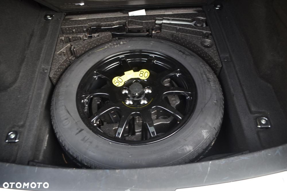 Land Rover Range Rover Velar 2.0 Si4 GPF R-Dynamic HSE - 13