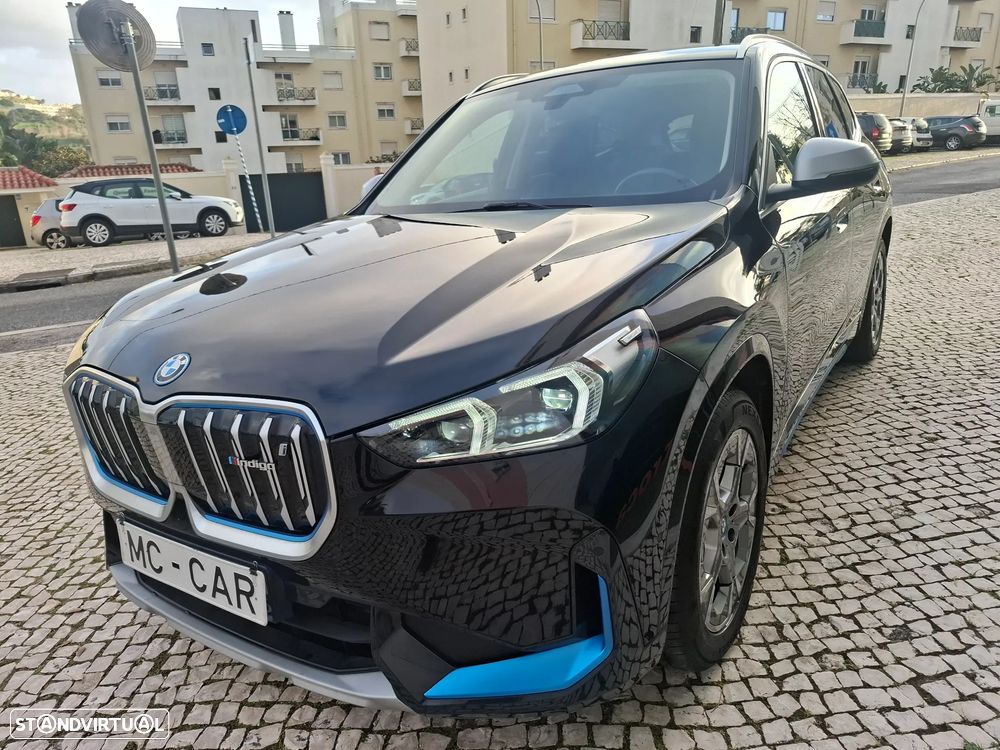 BMW iX1 xDrive30 xLine - 3