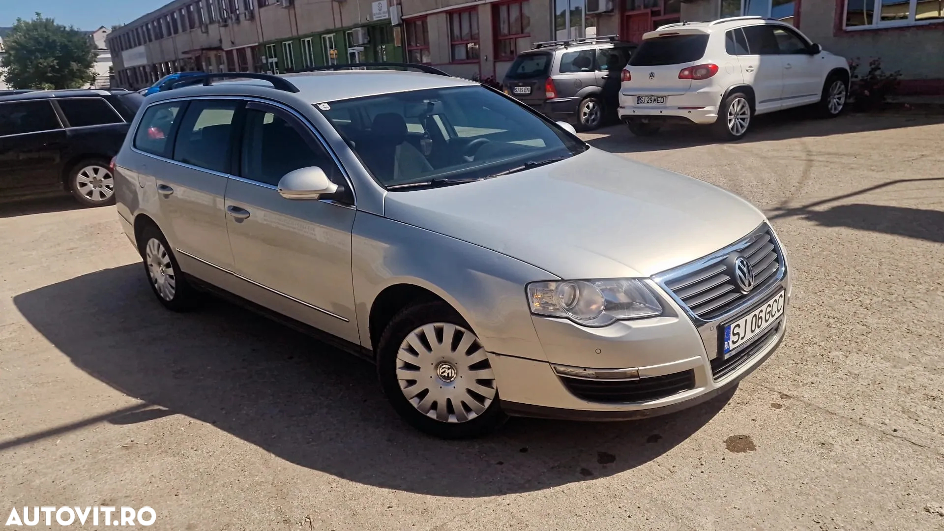 Volkswagen Passat 1.6 TDI BlueMotion Technology Comfortline - 2