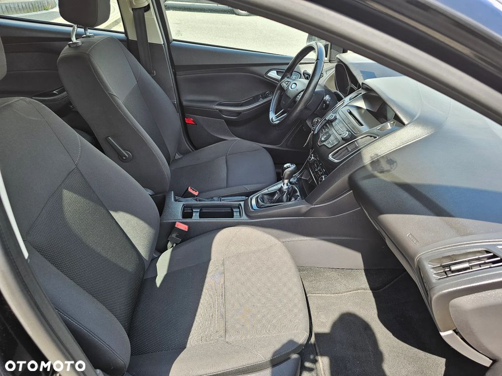 Ford Focus 1.0 EcoBoost Start-Stopp-System TITANIUM STYLE - 18