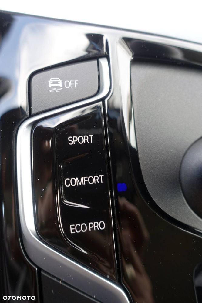 BMW Seria 5 520d xDrive Sport Line - 26