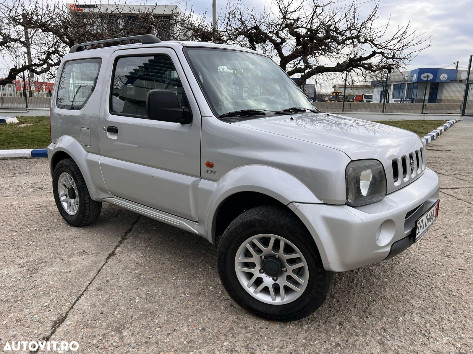 Suzuki Jimny 1.3 JLX - 2