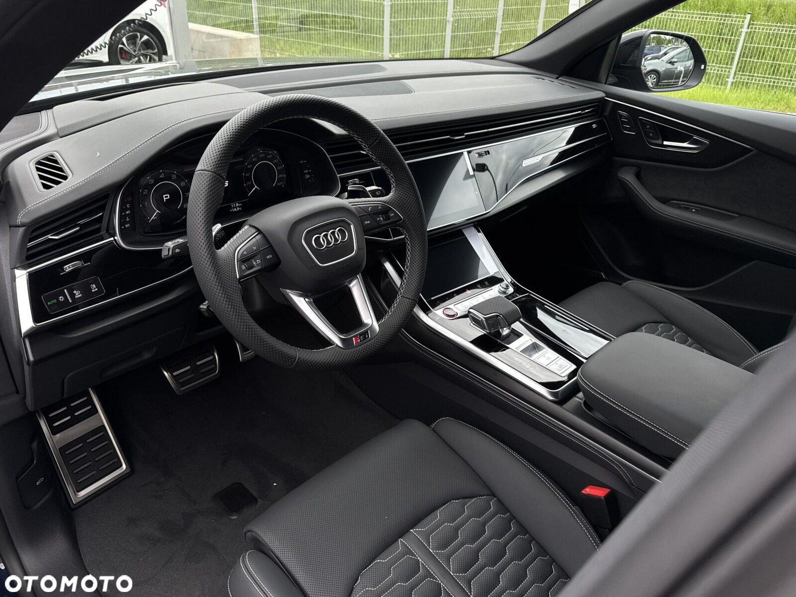Audi RS Q8 - 9