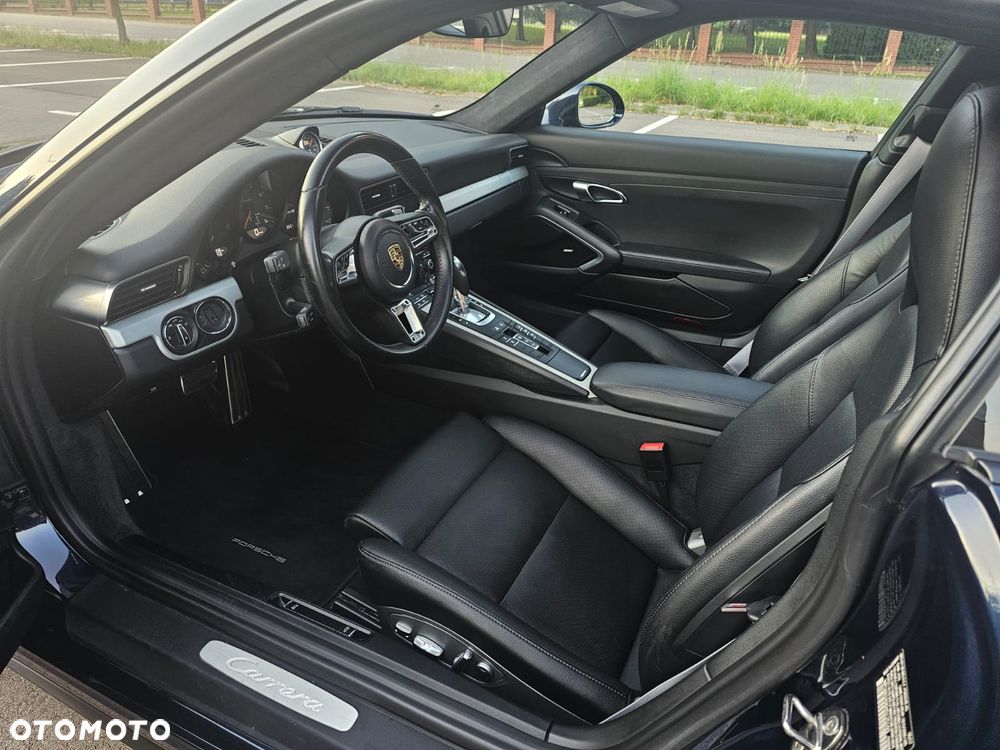 Porsche 911 Carrera 4S PDK - 8